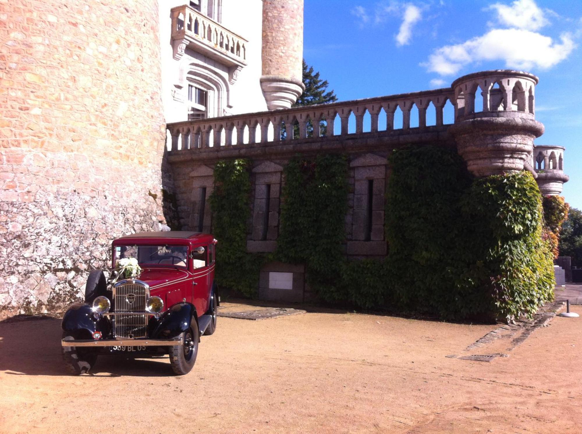 Chateau De Busset Buitenkant foto